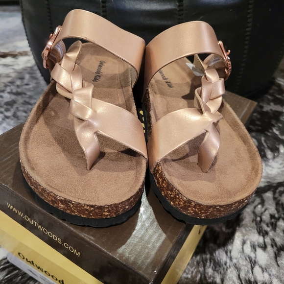 Girls Rose Gold Braided Sandal NEW - Picture 1 of 4